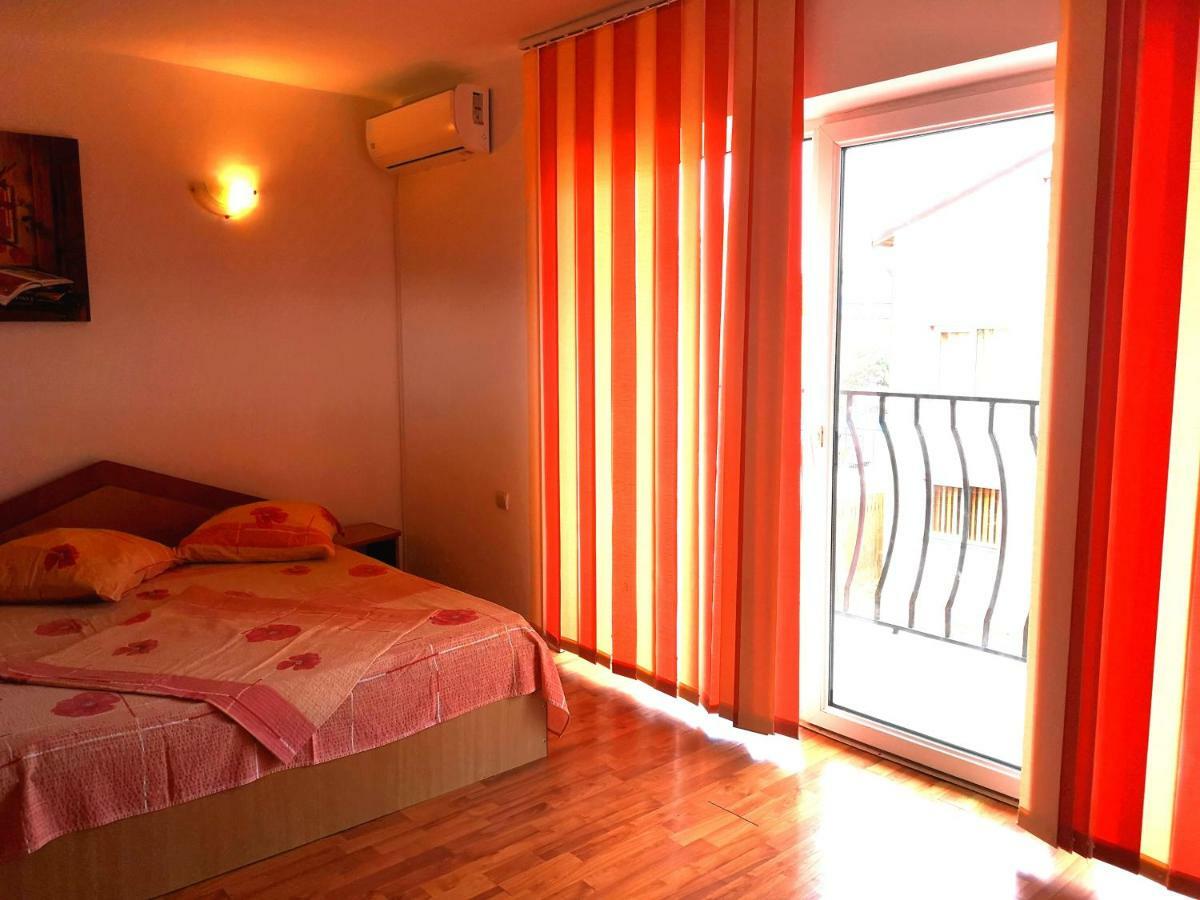 Vila Lucy Costinesti Ξενοδοχείο Εξωτερικό φωτογραφία
